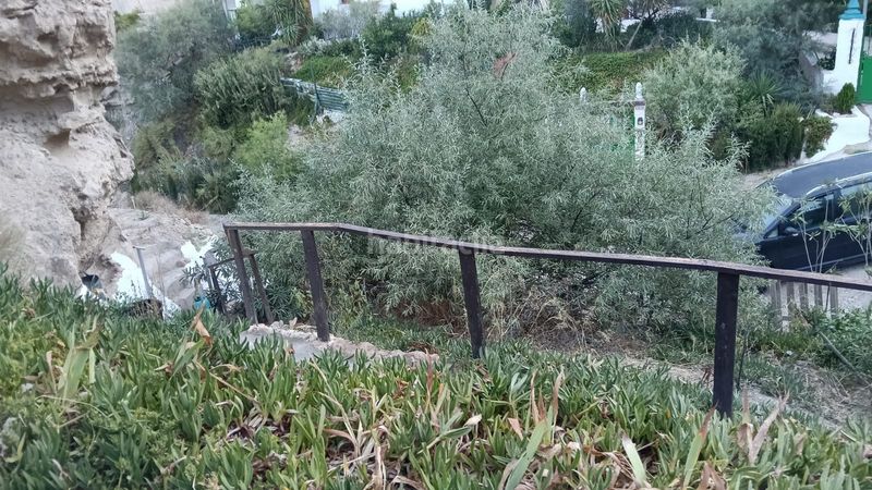 Foto 94463cc3-36fe-4ddb-bb99-1e9013a19cbb. Masia amb xemeneia aparcament a Baza