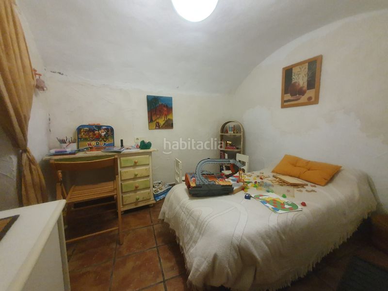 Foto 7dea8aee-d11f-462d-b18c-441ea1be51bf. Xalet amb aparcament a Guadix