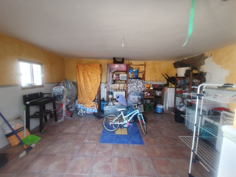 Foto a4eb21cd-fadc-4da4-9114-4bdd77ebfa21. Xalet amb aparcament a Guadix