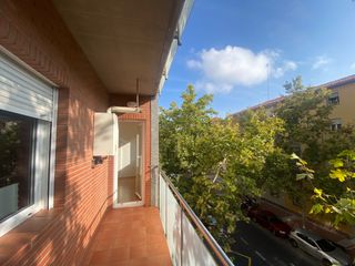 Pis a Calle de fray julián garcés 78. Espectacular apartamento en finca del 2008 , calle principal de