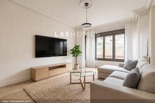 Etagenwohnung in Avenida avenida ategorrieta 11. Piso en venta en gros luz, ubicación para tu nuevo hogar.