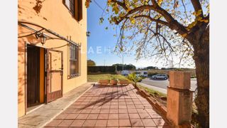 Chalet  Carrer industria. Espectacular masía catalana con vistas al mar y gran parcela