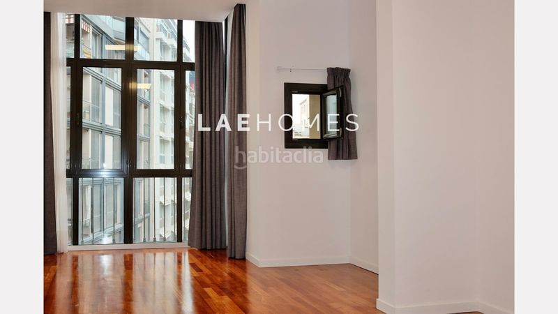 Foto 70bad33a-eb51-4f6c-93f1-0ea41ffea89c. Pis a Dreta de l´Eixample Barcelona