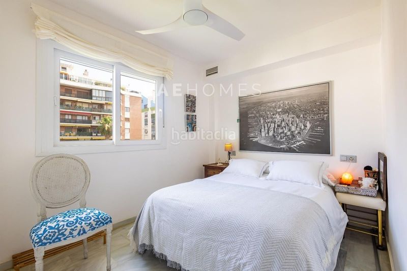 Foto cbd4ab66-776b-4c0e-b12b-71e43bd9026a. Àtic amb aparcament a Playa de la Fontanilla Marbella