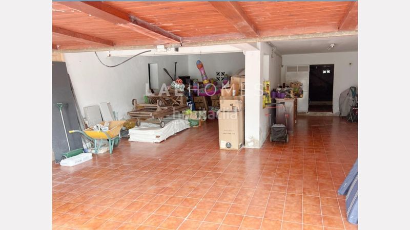 Foto 9a687129-7915-4ed4-bb60-0cb971a80d56. Xalet amb aparcament piscina a Cunit residencial Cunit