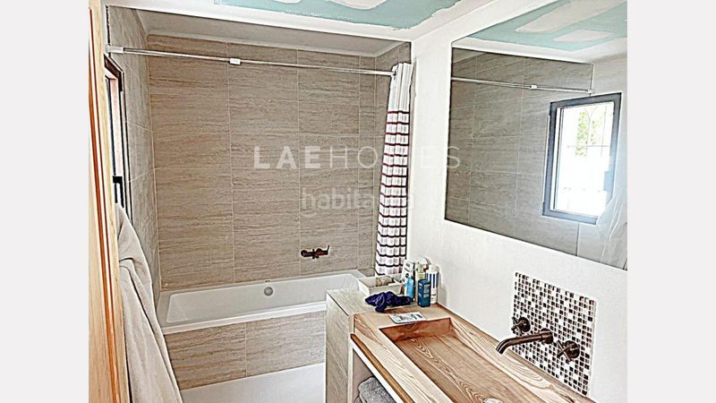 Foto aa4a2c0e-d33f-4593-9c56-9956fa743fcb. Xalet amb calefacció aparcament piscina a Cunit residencial Cunit
