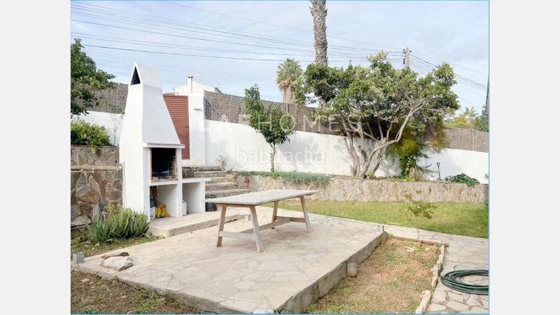 Foto af891502-5a24-43b5-9427-819cc99a6d28. Xalet amb aparcament piscina a Cunit residencial Cunit