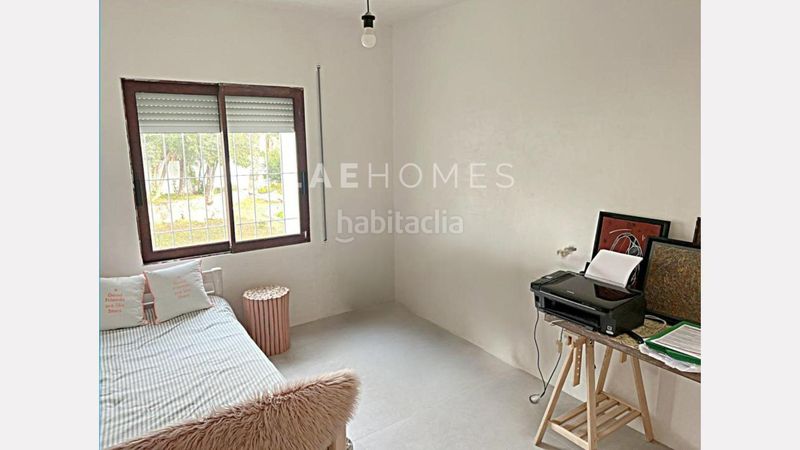 Foto ebfbfc36-3192-4152-b31d-ac426bb4af75. Xalet amb aparcament piscina a Cunit residencial Cunit
