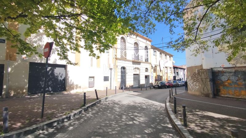 Foto 2d2947f2-9182-4f41-8249-d97753ad1ec5. Edifici a Santa Rosa Alcoi