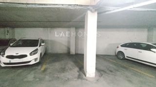 Aparcament cotxe a Ensanche-Diputación