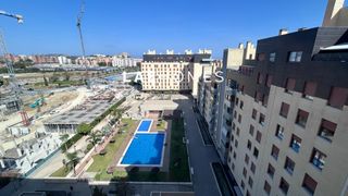 Penthouse  Calle med andres boldo. Ático con urbanización en el pau i