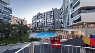 Flat  Calle med pedro orts. Piso en venta en el pau i