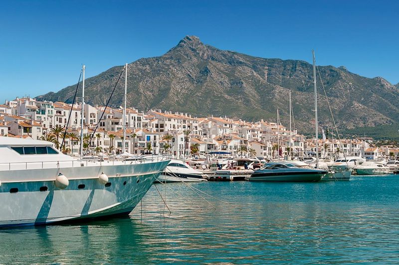 Foto a4070c18-e4ec-4a72-83cb-17a7338aaa3f. Àtic amb calefacció aparcament piscina a Nueva Alcántara Marbella