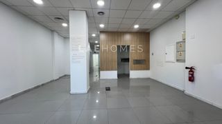 Affitto Locale commerciale  Avenida juan sebastian elcano. Local en alquiler en avenida juan sebastián elcano, el palo  mál