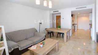 Pis  Avenida avenida novelda. Piso en av. de novelda con plaza de garaje