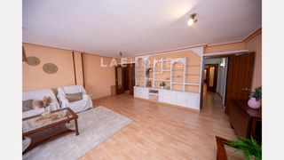 Flat in Calle calle sefarad 30. Piso venta zona hospital