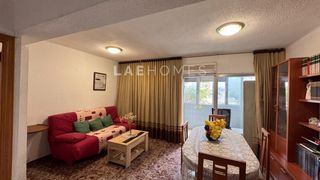 Appartement  Avenida pais valencia del. Piso de 82 m2 con ascensor y posibilidad de 3 habitaciones
