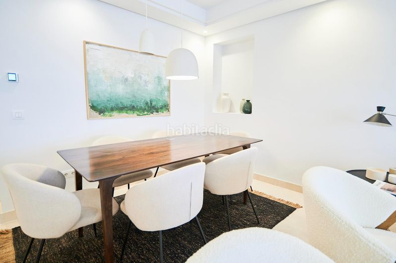 Foto 25047d10-75a5-41fb-b5f8-5506445b356e. Apartament amb calefacció aparcament piscina a Los Naranjos Marbella