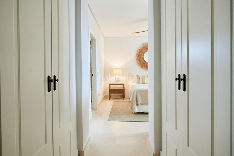 Foto 2d80bd04-4203-49aa-8f73-bef34651db7c. Apartament amb calefacció aparcament piscina a Los Naranjos Marbella