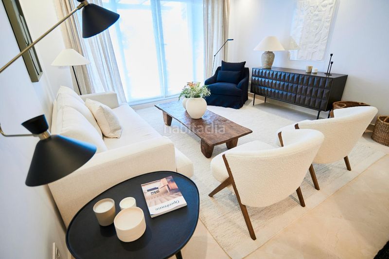 Foto 88f03098-5bd5-422a-9ab1-d6a212d020eb. Apartament amb calefacció aparcament piscina a Los Naranjos Marbella