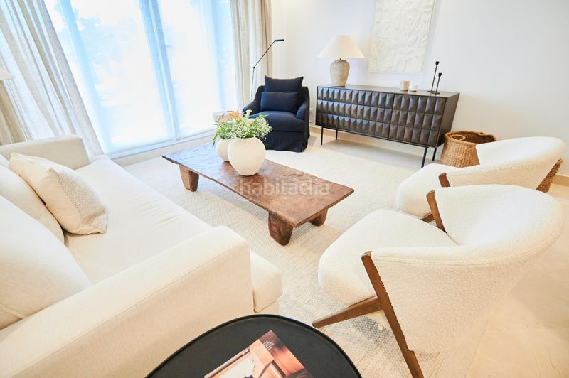 Foto 8d671d07-a801-4768-975f-3a78b172c4da. Apartament amb calefacció aparcament piscina a Los Naranjos Marbella