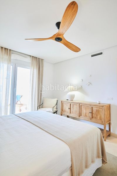 Foto 902851c9-1060-462d-9c1c-b619290ea786. Apartament amb calefacció aparcament piscina a Los Naranjos Marbella