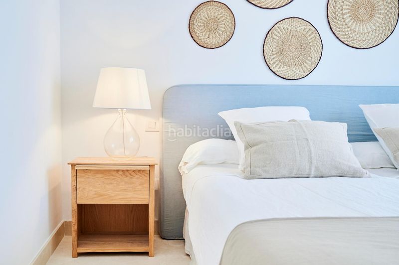 Foto 9d7f4588-cff1-455a-b8d9-9410b7917b2d. Apartament amb calefacció aparcament piscina a Los Naranjos Marbella