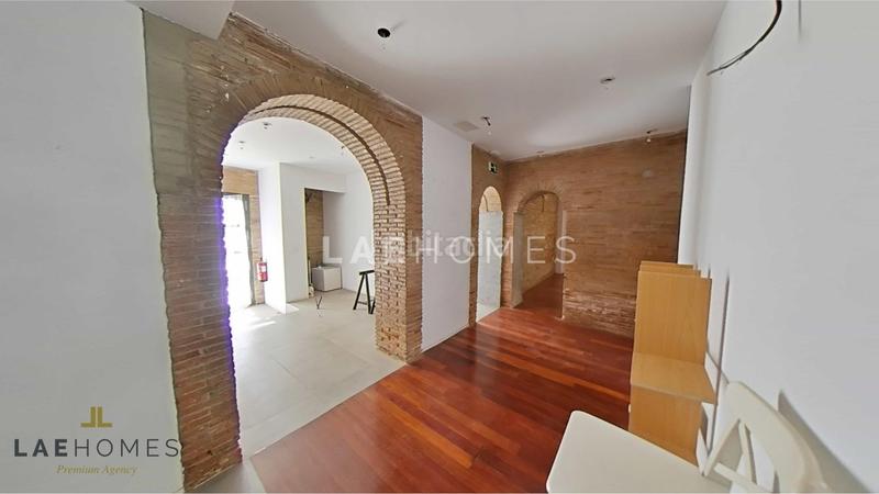 Foto b6e23d38-d106-4ef7-9e78-819ab5ba325c. Location local commercial dans La Malagueta - Monte Sancha Málaga