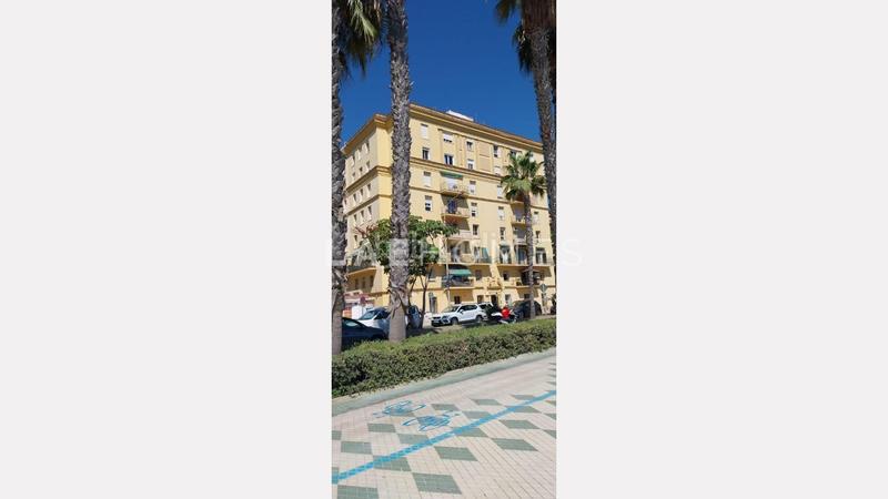 Foto 3c7e499d-cfdc-4db1-93f7-4604ade7d56d. Rent business premise in La Malagueta - Monte Sancha Málaga