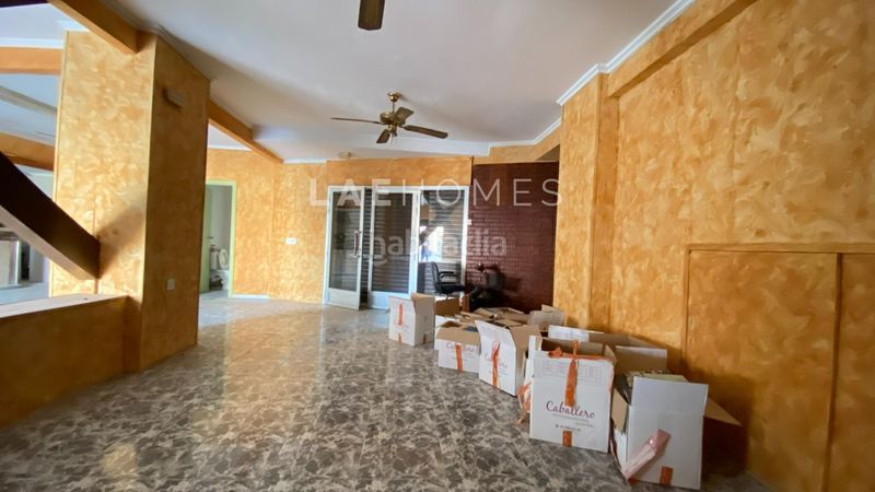 Foto 0fe6b188-99dd-4340-b4e2-9a99e228535e. Local comercial a Santo Domingo Alicante