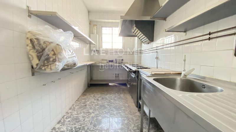 Foto 892c2e77-4a7d-42ae-8280-c6492b2fa38a. Local comercial a Santo Domingo Alicante
