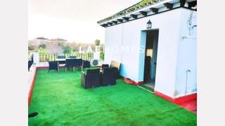 Chalet  Calle ifni. Se vende amplio chalet en heliopolis