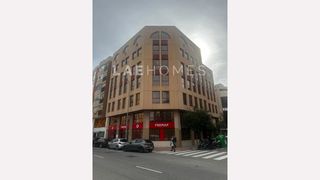 Miete Büro in Avenida avenida de aguilera 47. Local en alquiler  avenida de aguilera