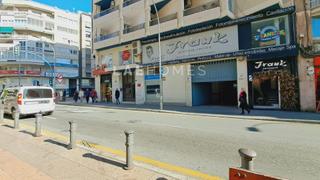 Parking voiture à Pintor aparicio 44. Venta de plaza de garaje en el centro de alicante  calle pintor