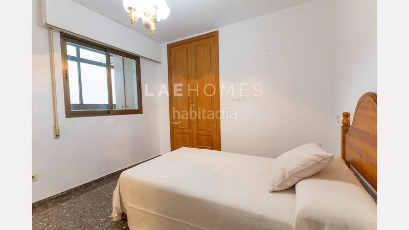 Foto c8222597-eae0-4a59-ba08-91a4eb544b59. Piso  en venta en el centro 4 dormitorios, piscina y ubicación privilegiada en Alicante