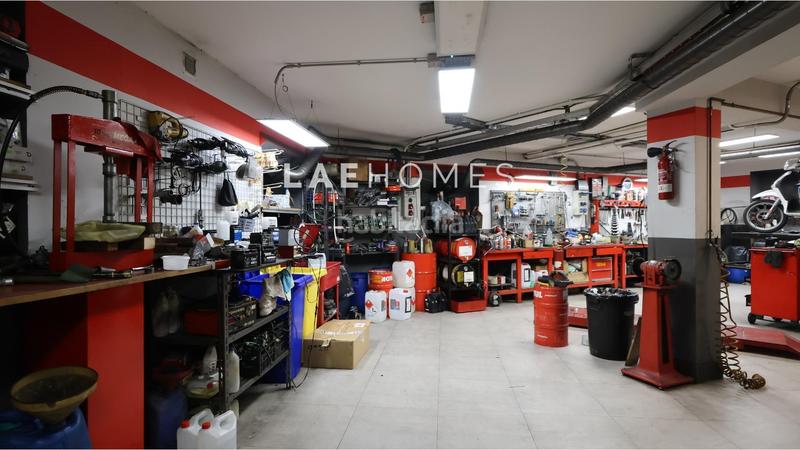 Foto 0e458429-1177-4927-ac8c-e38be66991f5. Local comercial a avenida sarrià 64 a Barri de les Corts Barcelona