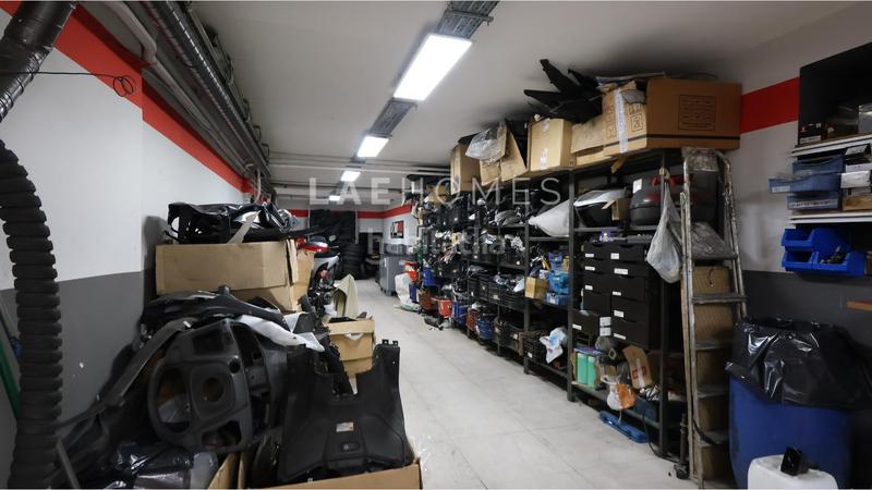 Foto b2e63d9e-835d-46fe-8f03-0cb839326815. Local comercial en avenida sarrià 64 venta taller motocicletas en activo en avenida sarriá, zona alta, . en Barcelona