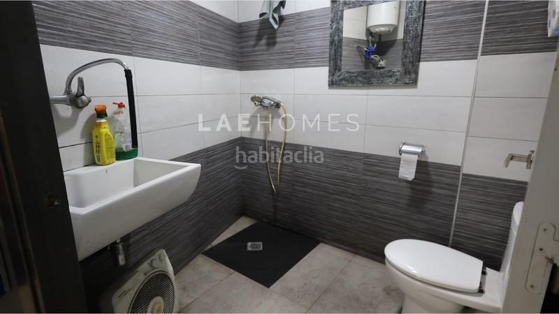 Foto e9338a58-5eda-4f0f-be30-ff8b026fea09. Local comercial en avenida sarrià 64 venta taller motocicletas en activo en avenida sarriá, zona alta, . en Barcelona