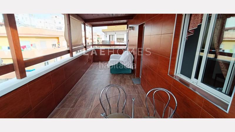Foto 61614d05-b83e-43e3-b705-031bbbc61ed7. Ático  con terraza en carolinas espacio y confort en una ubicación estratégica en Alicante