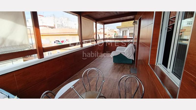 Foto f2d00e98-3ea5-4d1e-b470-46c4578ada94. Ático  con terraza en carolinas espacio y confort en una ubicación estratégica en Alicante