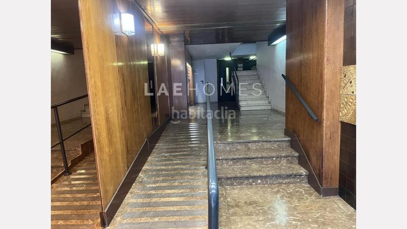 Foto 36b07908-3129-45b9-9b7d-69fda22c3026. Piso espacioso piso de 4 habitaciones, con grandes posibilidades de reforma en la dreta de l eixample en Barcelona