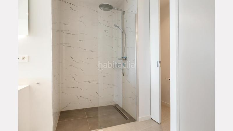 Foto 298c0c62-2de4-4974-b764-aa3d0898678d. Chalet amplia villa moderna frente al golf con vistas panorámicas en La Alquería, en Benahavís