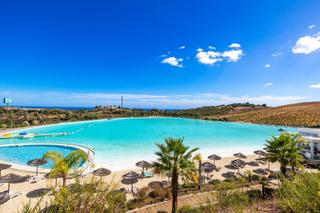 Planta baixa  Urbanizacion alcazaba hills fase ii. Apartamento en planta baja con jardín privado en estepona