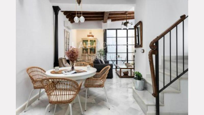 Foto 88132a22-6081-4cc6-886a-02931bf866b2. Maison avec chauffage dans San Bartolomé Sevilla