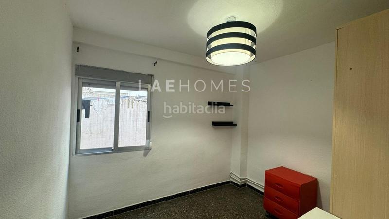 Foto 1c3a7aa1-2ce3-4aea-8df3-c59bdd11ae61. Piso  exterior luminoso, con 4 habitaciones, junto a la ciudad en Valencia