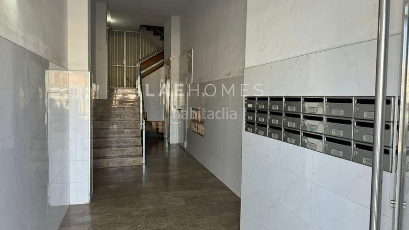 Foto ab0dfad2-6322-442c-bc92-d454cbd6eeba. Piso  exterior luminoso, con 4 habitaciones, junto a la ciudad en Valencia