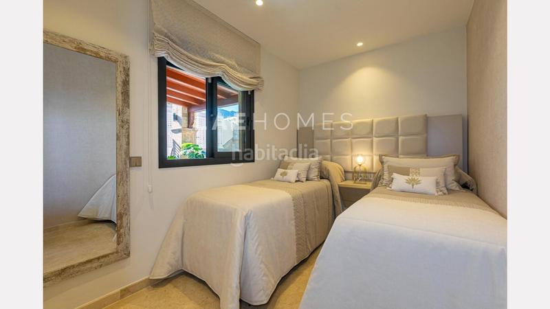 Foto b3e58995-bd69-4d8e-8059-1bb62a7c83fc. Àtic amb calefacció aparcament a Playa Bajadilla - Puertos Marbella