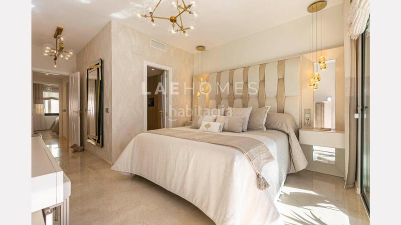 Foto bdce58bd-c8bd-4619-a657-ae076281ece8. Àtic amb calefacció aparcament a Playa Bajadilla - Puertos Marbella
