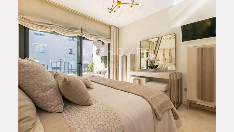 Foto fb30210f-7459-449e-8bd1-569509afe6b1. Àtic amb calefacció aparcament a Playa Bajadilla - Puertos Marbella