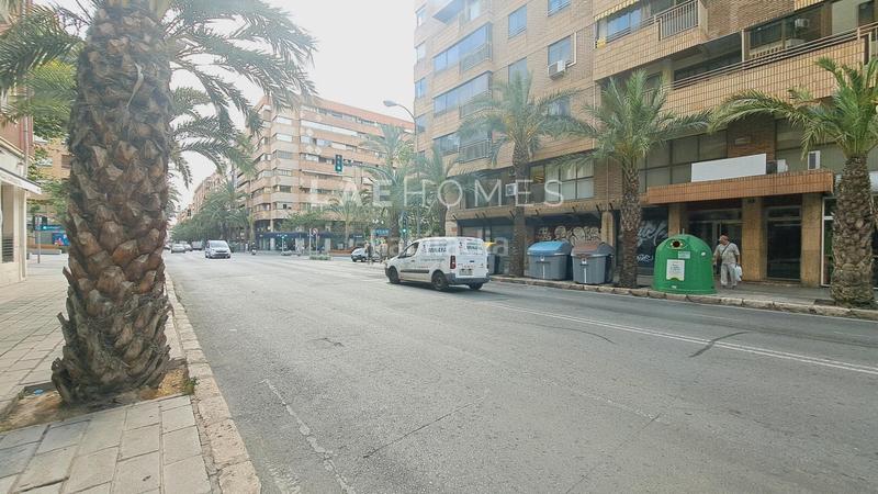 Foto ae4287ad-19cf-45ce-9542-95dafea9c962. Geschäftsraum in Mercado Alicante